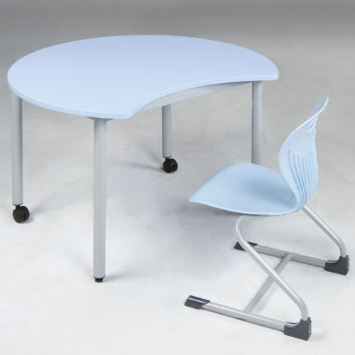 Tisch PAC mit Körperausschnitt, fahrbarer Schultisch mit Vollkernplatte PowerSurf Durchmesser 100 cm, Tischhöhe 64 cm