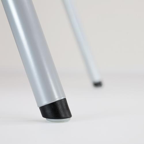 Vierbeinstuhl mit Sperrholz- Sitzschale U, Sitzhöhe DIN 6 - 46 cm Stapelbarer Vierbeinstuhl mit  Stahlrohrgestell und ergonomisch geformter Sperrholz- Sitzschale "U"