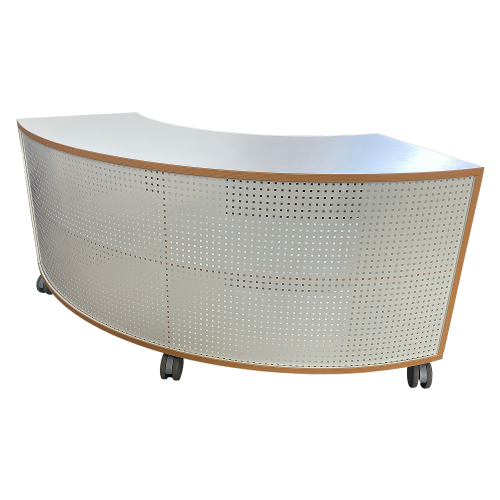 Korpus-Regal auf 1/4-Kreis-Grundriß, Rückwand aus Lochblech Bogenregal auf 90°, B/H/T: 140x82.5x57 cm, mit 4 Fächern