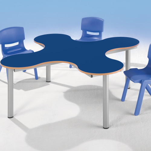 Kleeblatt Vierertisch Schültertisch mit Melaminplatte Feststehend, B/T 139 x 139 cm, Höhe 70 cm, Dekor Rot
