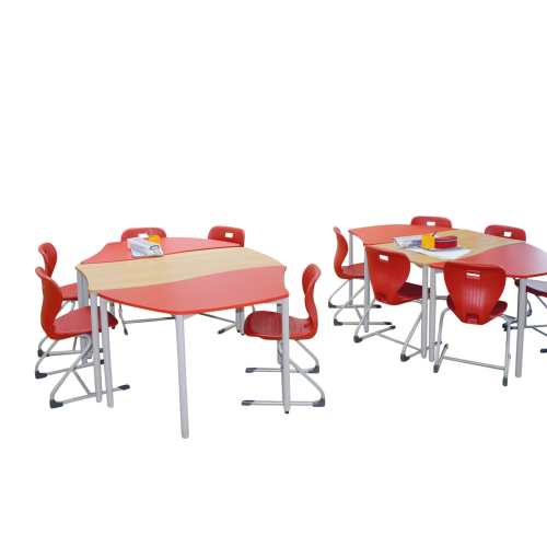 Wellentisch Trapez B/T: 130x65 cm, Tischhöhe: 70 cm, Vollkernplatte, mit 2 Rollen